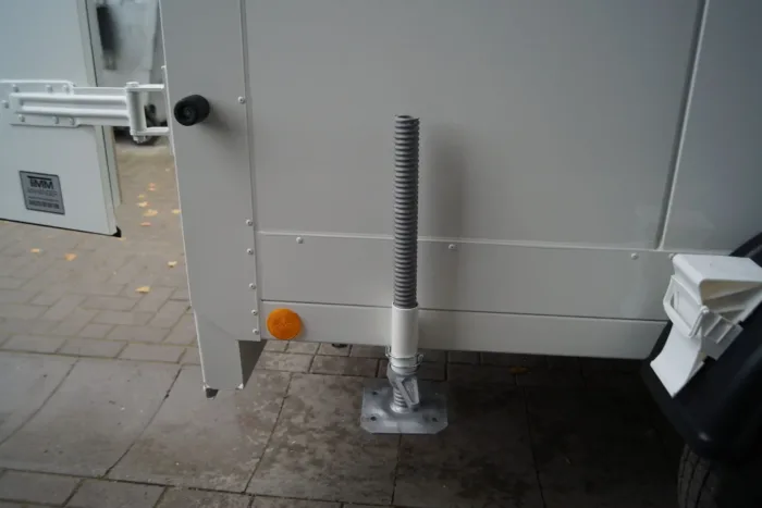 Kühlanhänger 235 125 178 1500kg – Bild 5