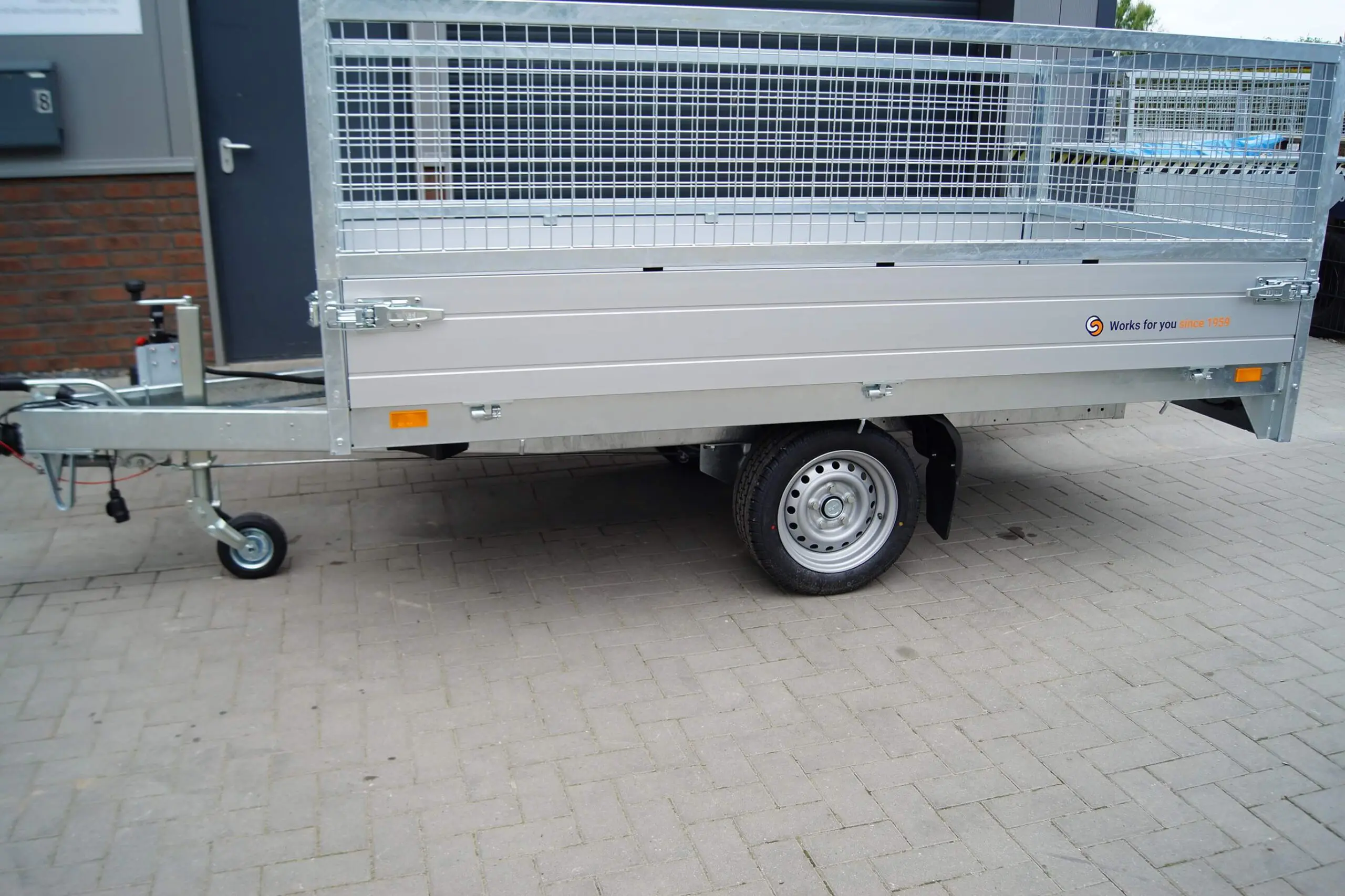Heckkipper 256 150 1500kg Hand Laubgitter – Bild 2