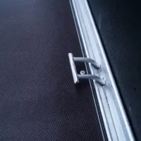 Tieflader 255x133cm 1350kg gebremst Holz Anhänger – Bild 6