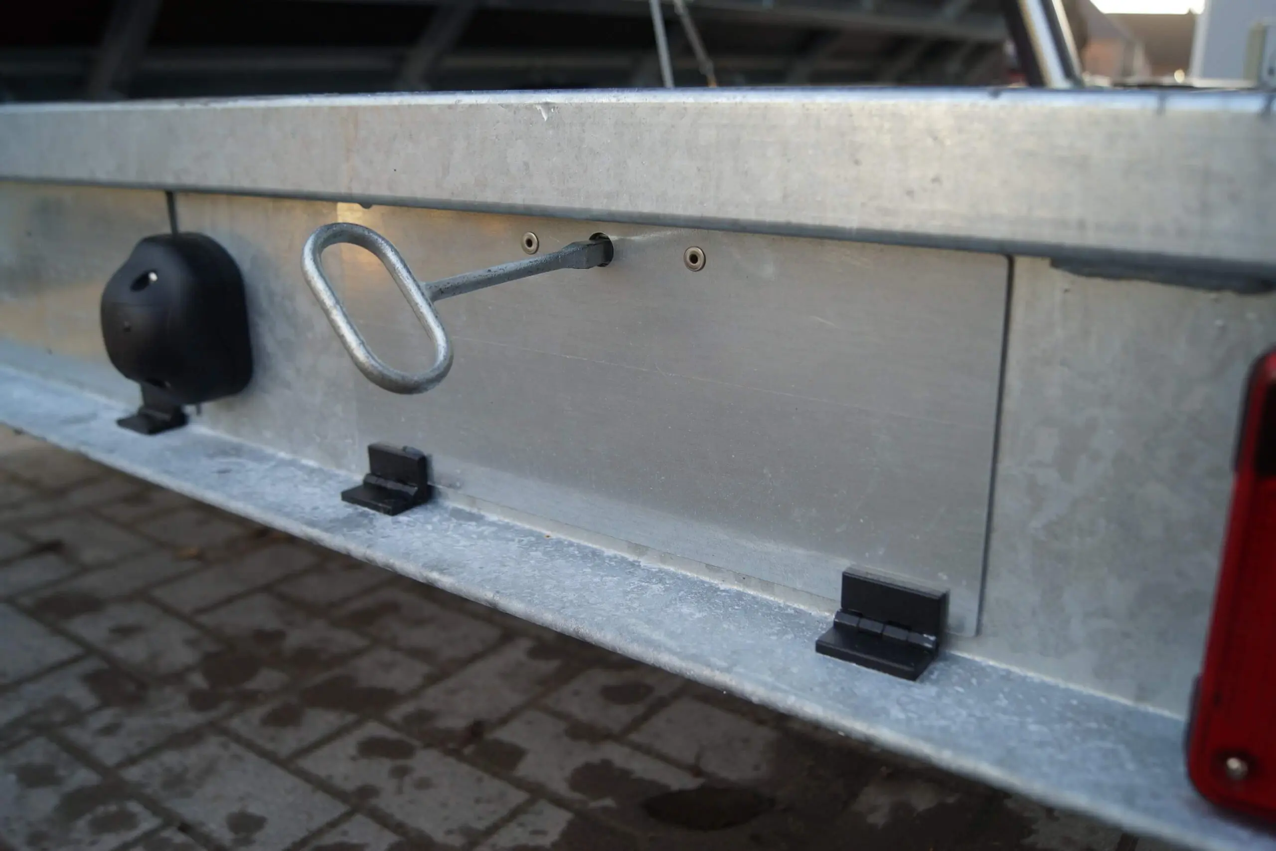 Dreiseitenkipper 406 204 3500kg Elektrisch Laubgitter – Bild 10