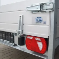 Tieflader 255x153cm 1500kg LED gebremst Rampenschacht – Bild 6
