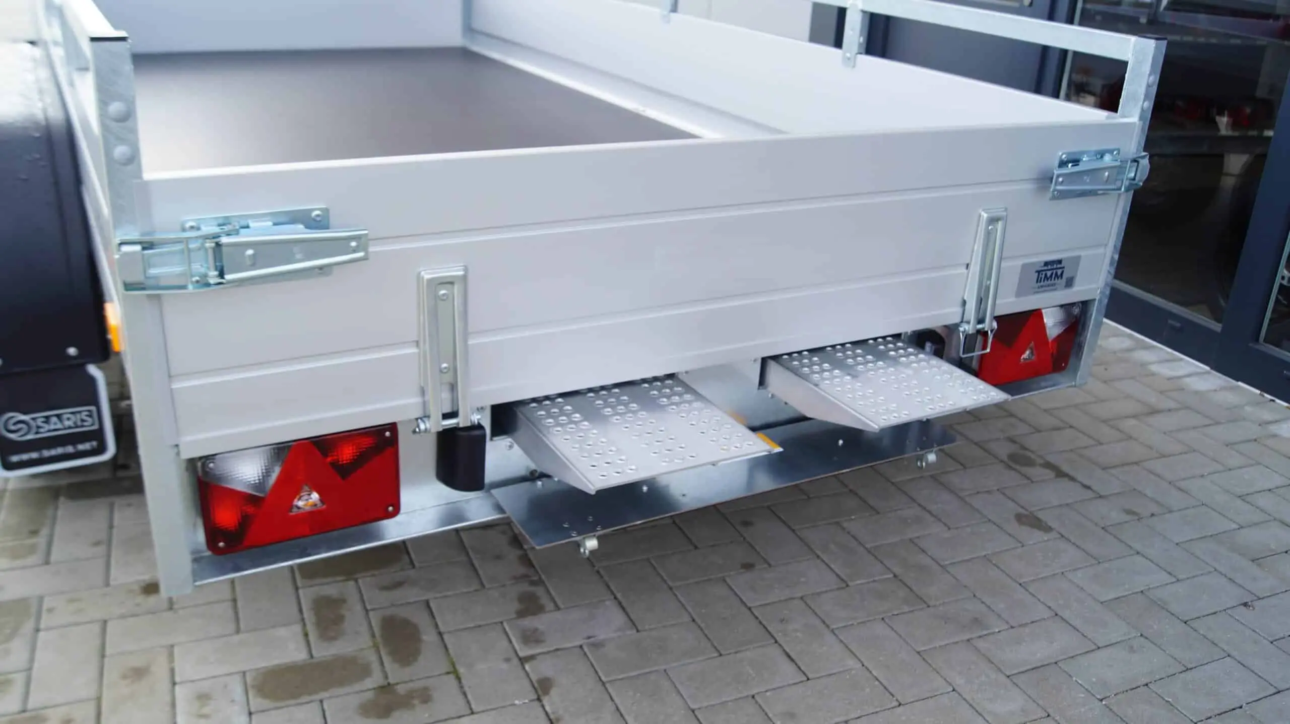 Tieflader 305x153cm 2000kg  Rampenschacht – Bild 8