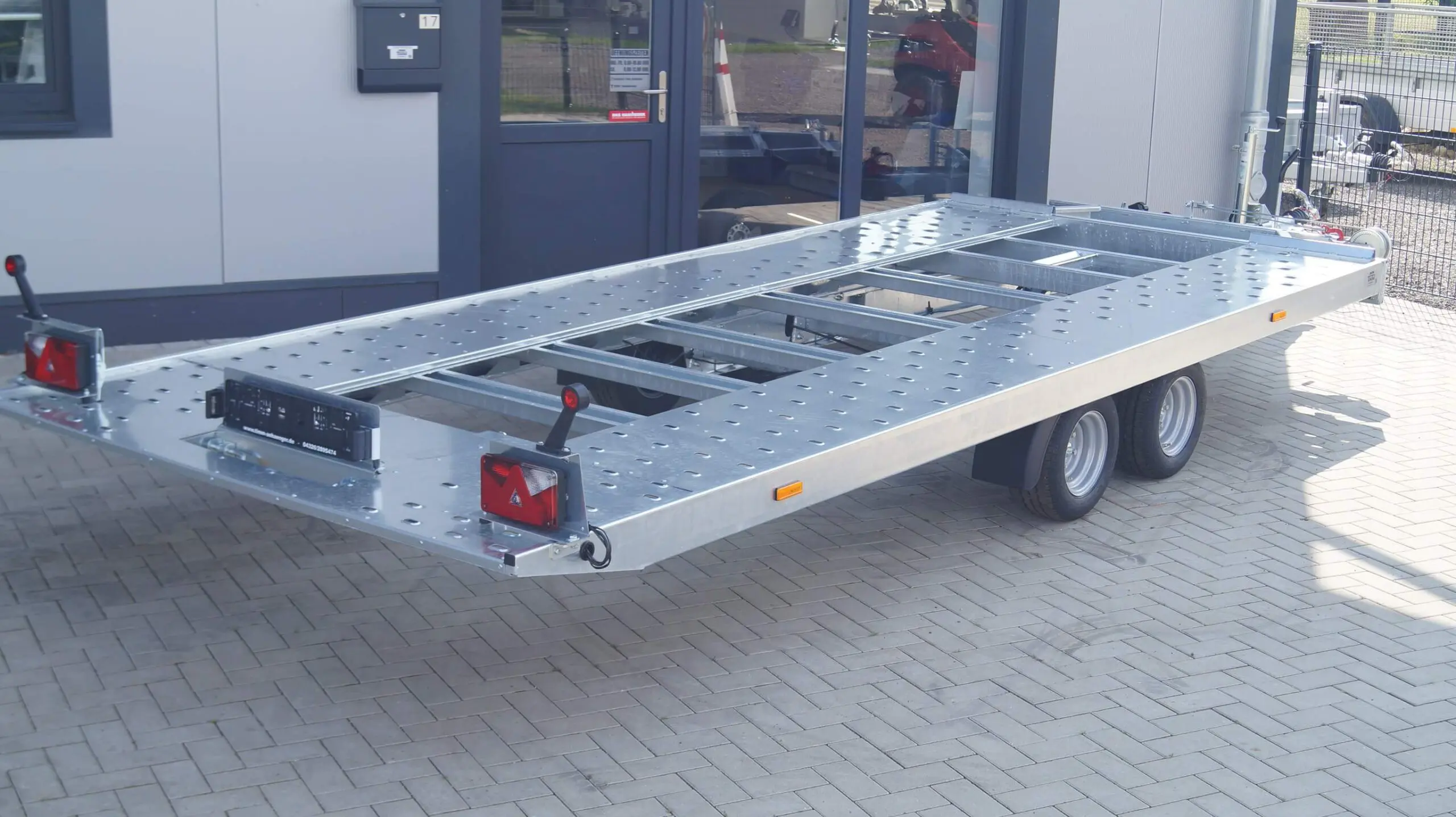 Autotransporter 473 207 3000kg kippbar hydraulisch – Bild 3