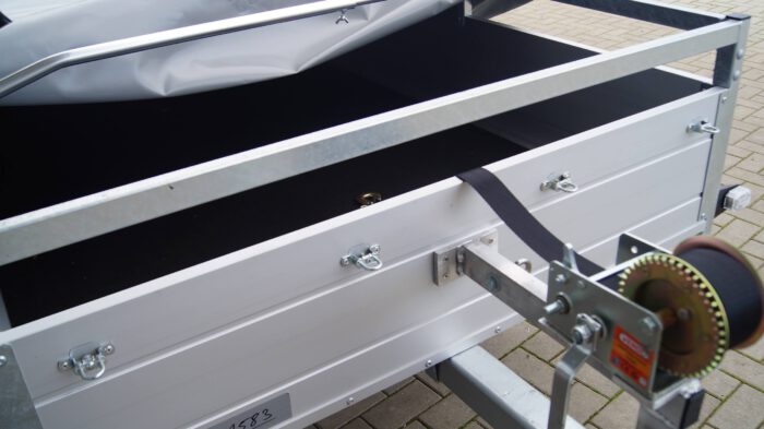 Tieflader 255x133cm 750kg Flachplane *Jäger* – Bild 7